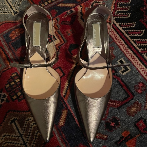 [9] MICHAEL KORS Scarlet Gunmetal Metallic Leather Ankle Strap Pointed Pumps - Picture 3 of 7